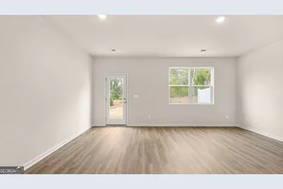 208 Kenmore Circle, Perry, GA 31069 - Photo 9