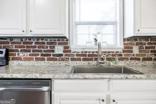 111 Ashford Park, Bonaire, GA 31005 - Photo 7