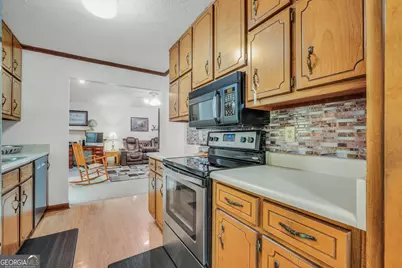 102 Steeplechase Drive, McDonough, GA 30252 - Photo 7