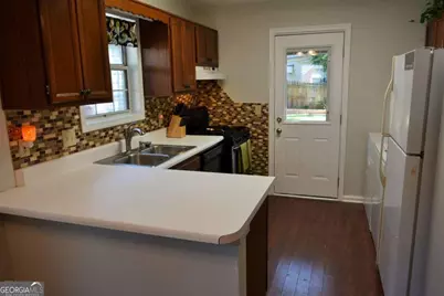 2741 NW Saint Charles Lane NW, Kennesaw, GA 30144 - Photo 11