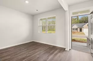 8569 Secretariat Dr, Lithonia, GA 30058 - Photo 3