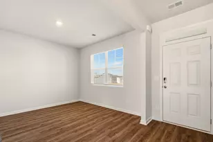 8567 Secretariat Dr, Lithonia, GA 30058 - Photo 3