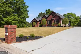 2015 Wood Valley Dr, Loganville, GA 30052 - Photo 11