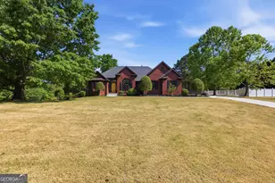 2015 Wood Valley Dr, Loganville, GA 30052 - Photo 9