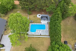 2015 Wood Valley Dr, Loganville, GA 30052 - Photo 3