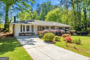 1100 Vonda Ln SW, Mableton, GA 30126 - Photo 3
