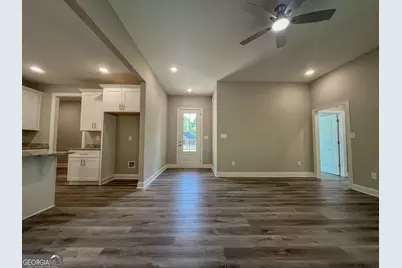 711 Flanders Court, Dublin, GA 31021 - Photo 7