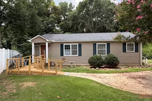 230 Glendale Dr, Hartwell, GA 30643 - Photo 1