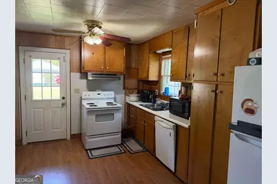 230 Glendale Drive, Hartwell, GA 30643 - Photo 3