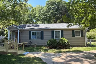 230 Glendale Dr, Hartwell, GA 30643 - Photo 1