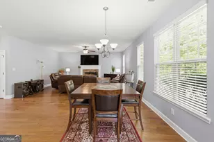 127 Austin Storey Cir, Newnan, GA 30263 - Photo 9