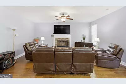 127 Austin Storey Circle, Newnan, GA 30263 - Photo 5