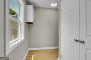 2172 Ben Hill Rd, East Point, GA 30344 - Photo 15