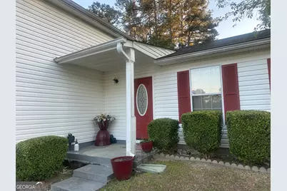 6605 Rebecca Lou, Lithonia, GA 30058 - Photo 3