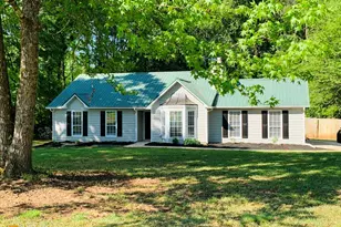 30 Standing Rock Rd, Senoia, GA 30276 - Photo 1