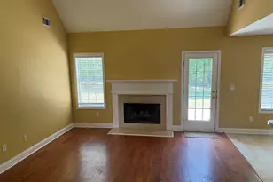 429 Jasmine Cir, Lagrange, GA 30241 - Photo 7