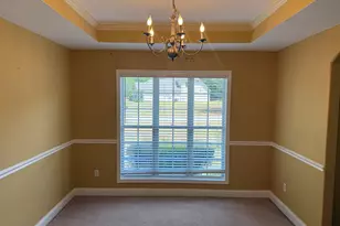 429 Jasmine Cir, Lagrange, GA 30241 - Photo 3