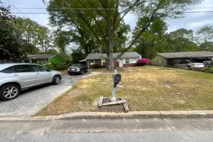 471 Ridgecrest Dr, Riverdale, GA 30274 - Photo 1