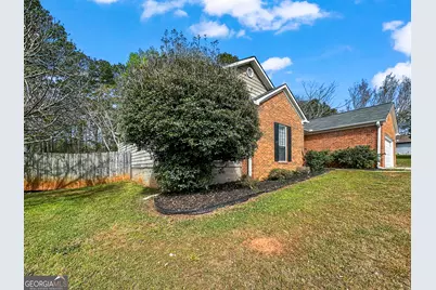 11647 Matthews Trail, Hampton, GA 30228 - Photo 3