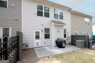 2963 SW Edgemont Ln, Marietta, GA 30008 - Photo 3