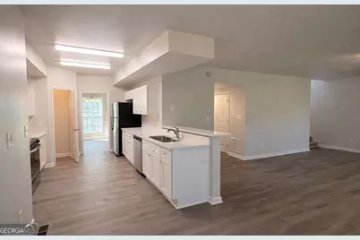 601 Mountain Harbor, Stone Mountain, GA 30087 - Photo 9