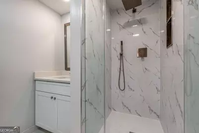 330 London Dale, Woodstock, GA 30189 - Photo 5