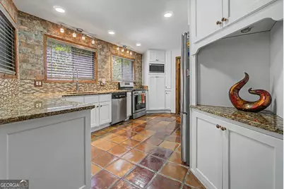 2915 Pond View Court, Marietta, GA 30062 - Photo 15