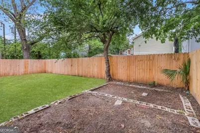 1126 E Waldburg Street, Savannah, GA 31401 - Photo 43