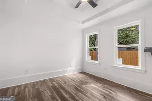 1126 E Waldburg St, Savannah, GA 31401 - Photo 35