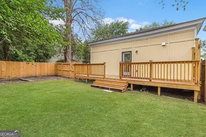 1126 E Waldburg Street, Savannah, GA 31401 - Photo 39