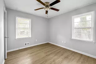 506 Shady Ln, Forest Park, GA 30297 - Photo 9