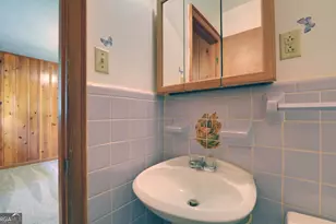 586 Collins Rd, Toccoa, GA 30577 - Photo 13