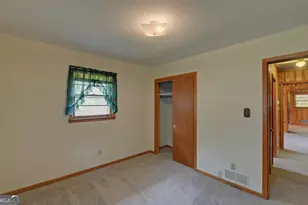 586 Collins Rd, Toccoa, GA 30577 - Photo 19