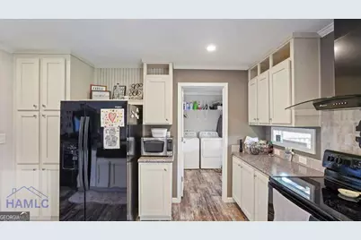 876 Hires Road, Jesup, GA 31545 - Photo 11