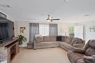 876 Hires Rd, Jesup, GA 31545 - Photo 9