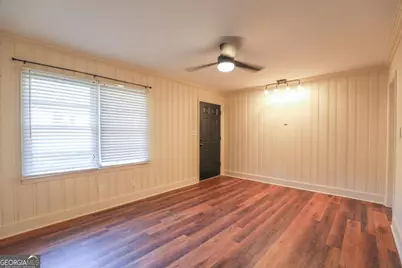 127 Fourth Street SW, Milledgeville, GA 31061 - Photo 5