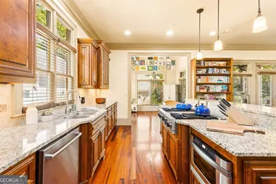 164 Candler Drive, Decatur, GA 30030 - Photo 17