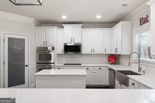 4451 Ivy View Ct, Loganville, GA 30052 - Photo 9