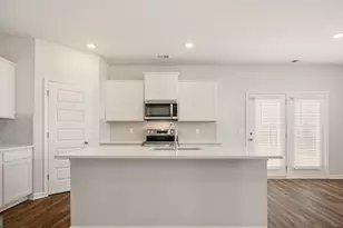 109 Oakchase Pk Ln, Hampton, GA 30228 - Photo 5