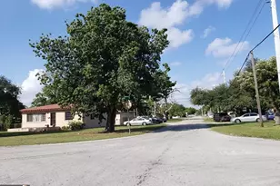 310 Sinbad Ave, Opa Locka, FL 33054 - Photo 5