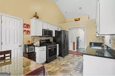 2130 Saint Thomas Way, Suwanee, GA 30024 - Photo 5