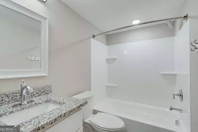 710 Jesse Jewell Parkway SE #202 STUDIO, Gainesville, GA 30501 - Photo 11