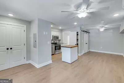 710 Jesse Jewell Parkway SE #202 STUDIO, Gainesville, GA 30501 - Photo 5