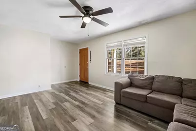 809 N Main Street, Statesboro, GA 30458 - Photo 9