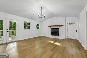 418 Honeysuckle Ln, Stockbridge, GA 30281 - Photo 3