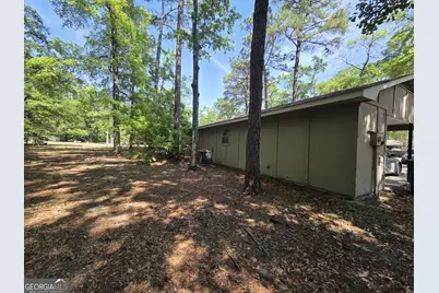 219 Surrey Road, Hinesville, GA 31313 - Photo 13