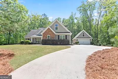 56 Brooks Lake Drive, Newnan, GA 30263 - Photo 1