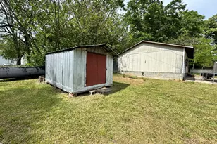 354 S Pine St, Toccoa, GA 30577 - Photo 15