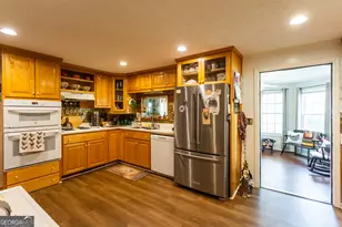 116 E Fulton St, Newborn, GA 30056 - Photo 29