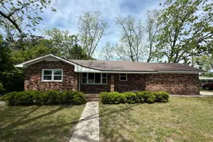 813 W 12th St, Alma, GA 31510 - Photo 1